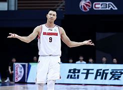 包含上海男篮赛季前景堪忧，备战工作不力的词条